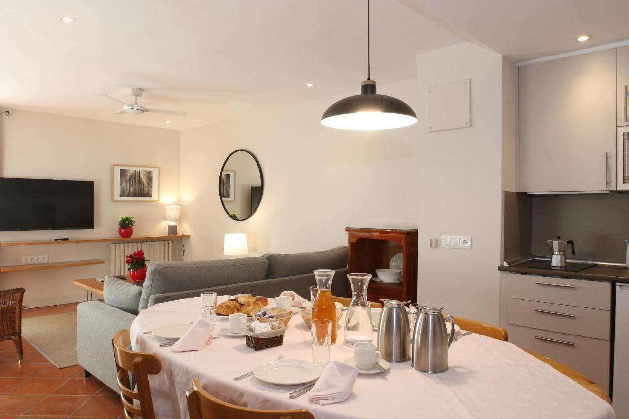Apartamentos VilaGarós Esterno foto