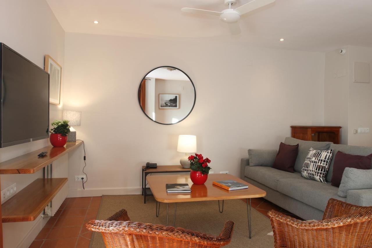 Apartamentos VilaGarós Esterno foto